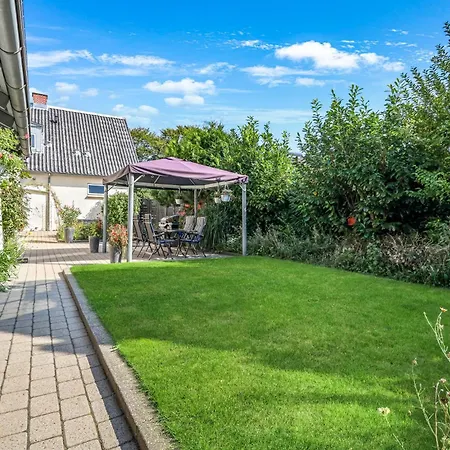 Like House 9 B * Varde