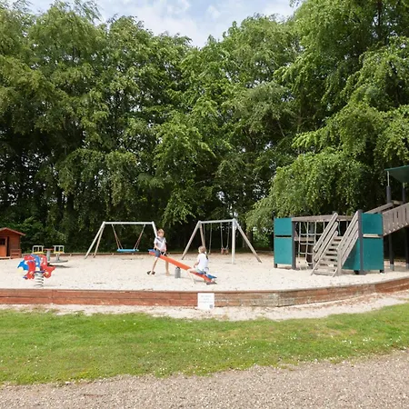 Like House 9 B * Varde